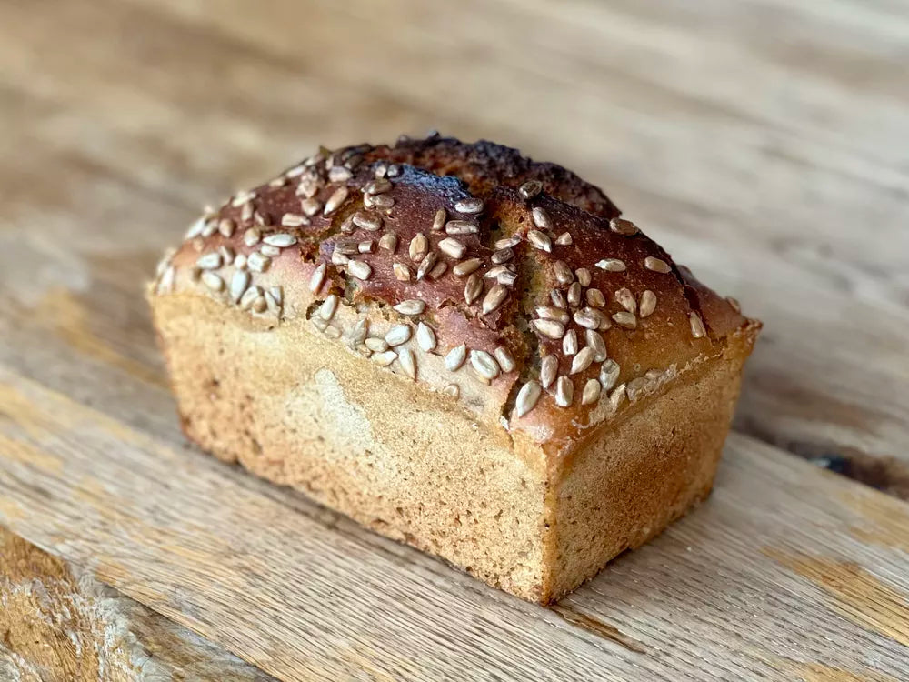 SKŁAD CHLEBA Chleb żytni pytlowy ze słonecznikiem na zakwasie naturalnym (360g)